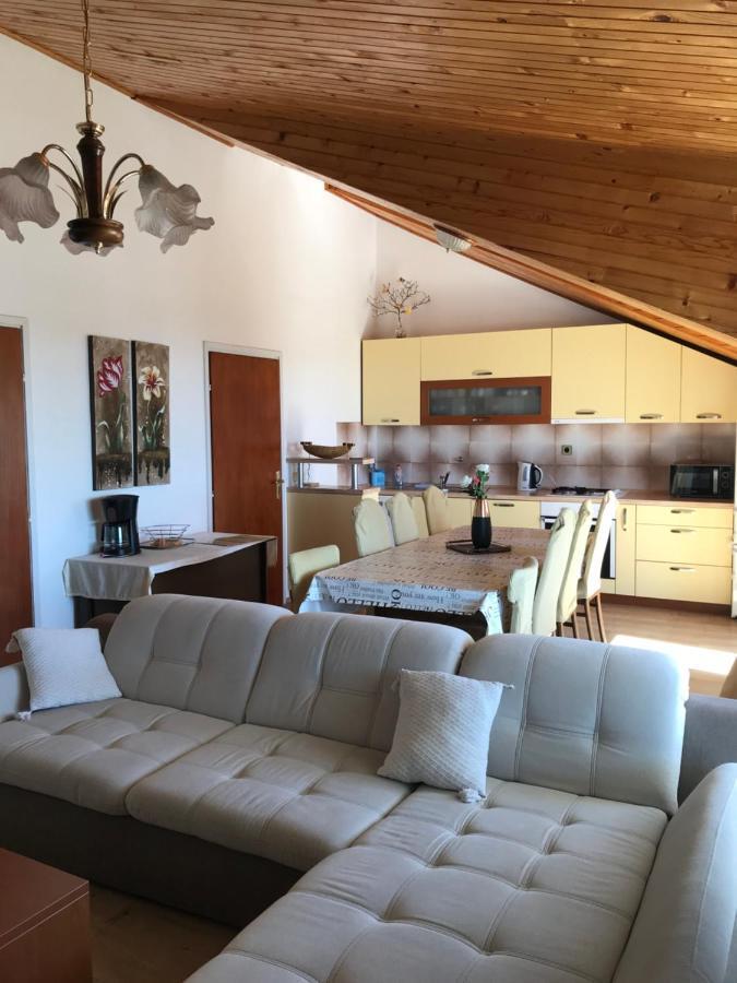 Apartment Santa Marina พรีมอชเตน ภายนอก รูปภาพ