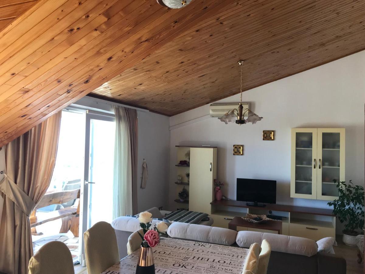 Apartment Santa Marina พรีมอชเตน ภายนอก รูปภาพ